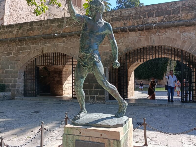 Fototour 4 Std Individuell Tag & Abend. Kunst, Kultur, Erlebnisgastronomie, Geschichte, Abenteuer, Shopping uvm. Info & Reservierung , Anruf / WhatsApp 0034642430089.