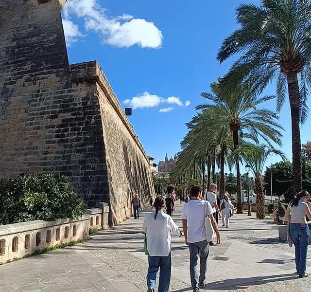 Fototour 4 Std Individuell Tag & Abend. Kunst, Kultur, Erlebnisgastronomie, Geschichte, Abenteuer, Shopping uvm. Info & Reservierung , Anruf / WhatsApp 0034642430089.