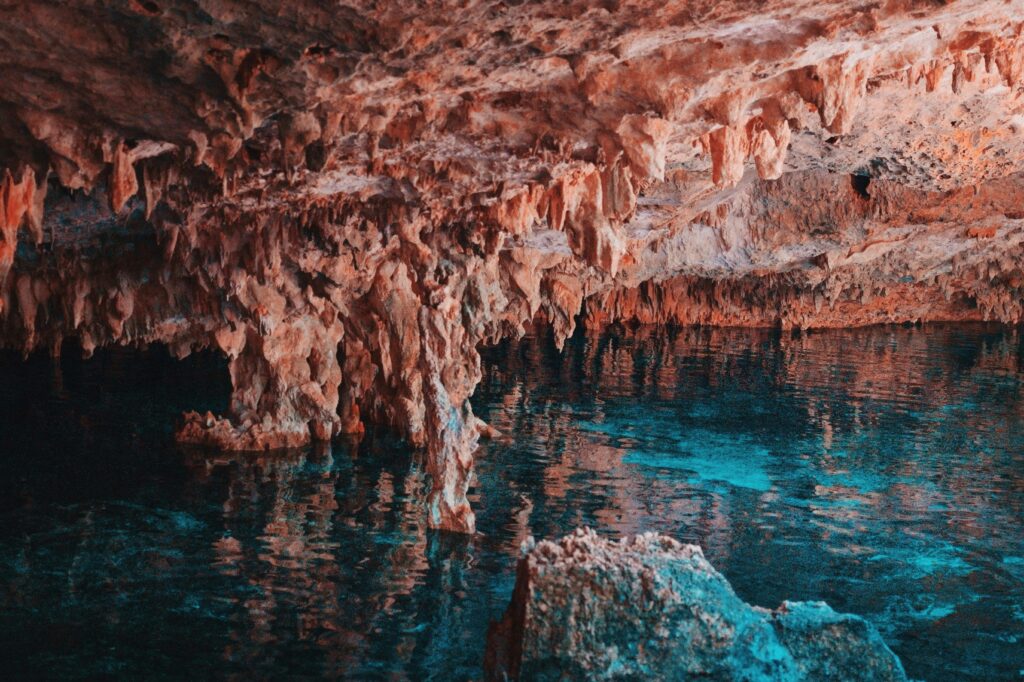 Coves del Drac