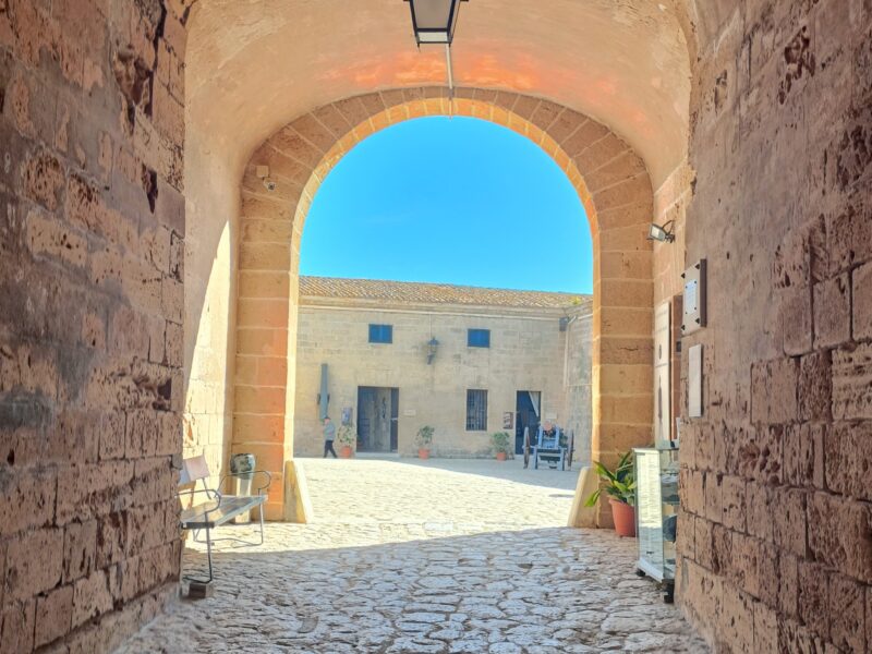 Fototour Tag - Exklusiv jeden Samstag & Sonntag 09:30-13:30 Alte Festung zum Schutz vor Piraten inkl. Foto-Tour in Palma Info & Reservierung, Anruf/WhatsApp 0034642430089
